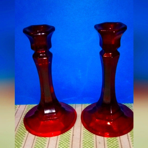COPY - Vintage Ruby Red Candlesticks Set off 2 - Picture 1 of 1